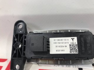 Кнопка открытия/закрытия двери, ориг. номер 1080487-00-A, Tesla Model X 2015-2021