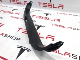 Накладка дверного проема, ориг. номер 105995800, 1058421-00, Tesla Model X 2015-2021