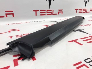 Накладка дверного проема, ориг. номер 1060093-98-D, 1058419-00, 1062517-00, Tesla Model X 2015-2021
