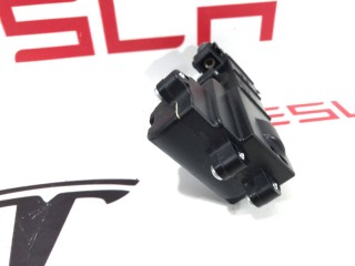 прочая запчасть, ориг. номер 1045353-00-B, Tesla Model X  [рестайлинг] 2021-2026