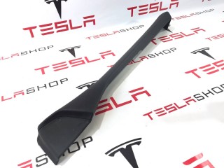 Накладка декоративная обшивки двери, ориг. номер 100930701E, Tesla Model S 2016-2021