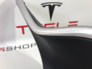 прочая запчасть, ориг. номер 1007952-00, Tesla Model S 2012-2016