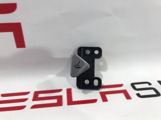 Кнопка открытия бардачка, ориг. номер 6008906-00-C, Tesla Model S 2016-2021