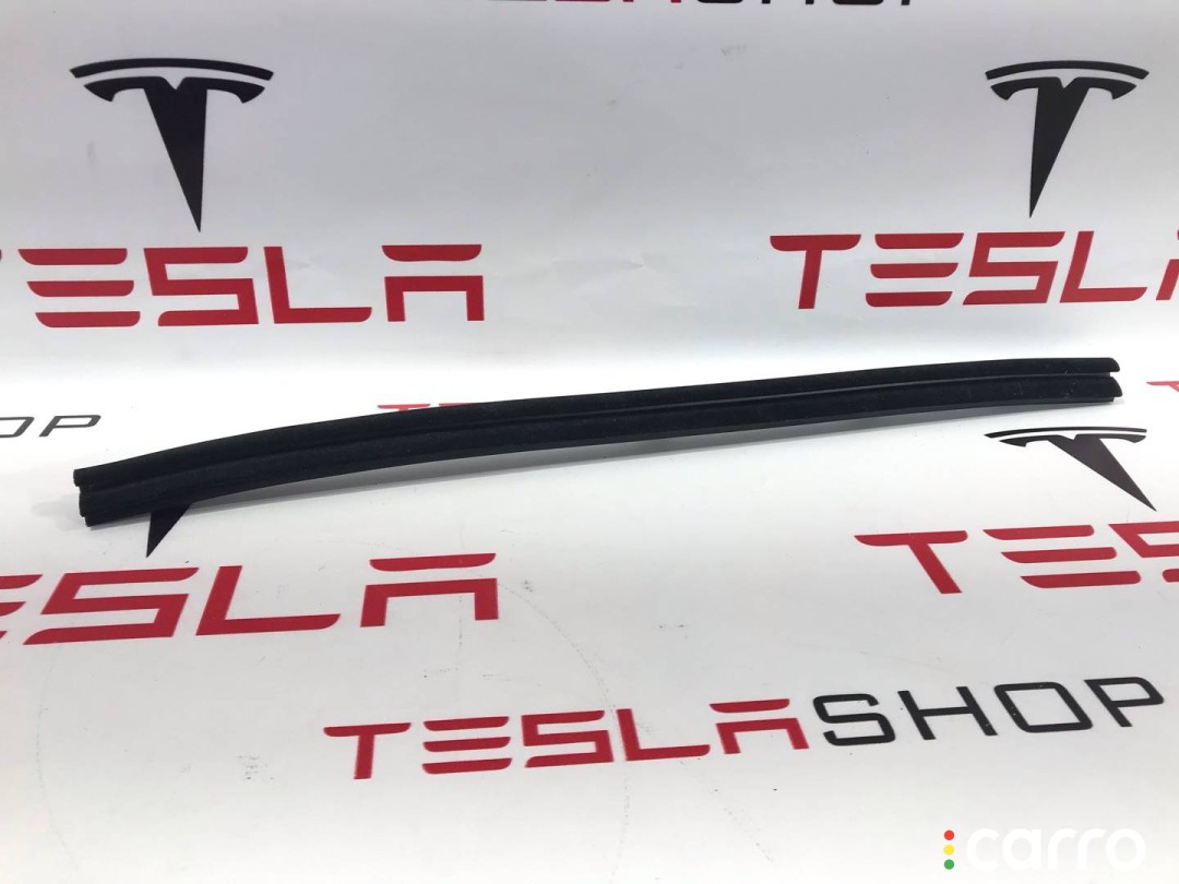 Уплотнитель стекла внутренний двери Tesla Model S 2016-2021, 1038407-00-A, фото 1