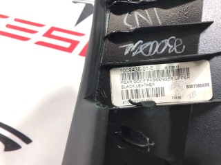 Накладка декоративная обшивки двери, ориг. номер 100943801E, Tesla Model S 2016-2021