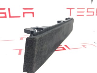 Накладка подъемной задней двери, ориг. номер 1055052-00-A, Tesla Model X 2015-2021