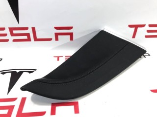 карман обшивки стойки C, ориг. номер 1054499-02-E, Tesla Model S 2016-2021