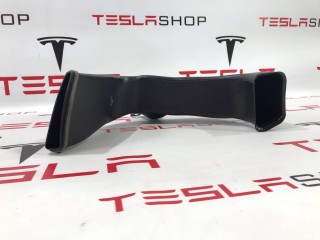 Воздуховод стойки С, ориг. номер 1090899-00-A, Tesla Model X 2015-2021