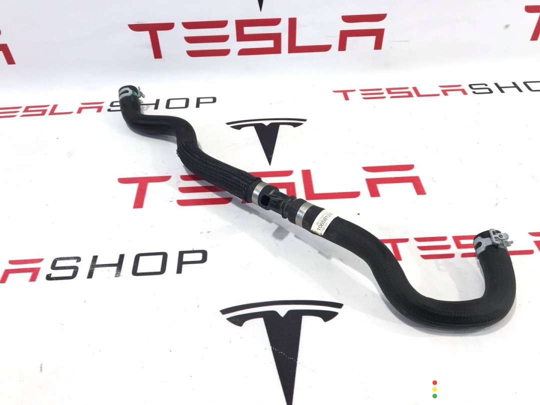 1065812-00-B Шланги охлаждающей жидкости Tesla Model S 2017г. - фото №2