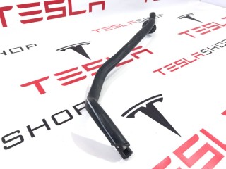 Сливной шланг кондиционера, ориг. номер 1031034-00-C, Tesla Model S 2016-2021