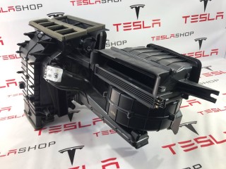 Корпус печки салона (отопитель), ориг. номер 1116135-00-C, 1059591-00-F, Tesla Model S 2016-2021