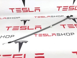 Трос открытия лючка порта зарядки, ориг. номер 1067677-00-C, Tesla Model X 2015-2021