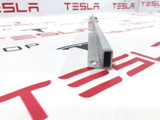 прочая запчасть, ориг. номер 1031677-00-C, Tesla Model S 2012-2016