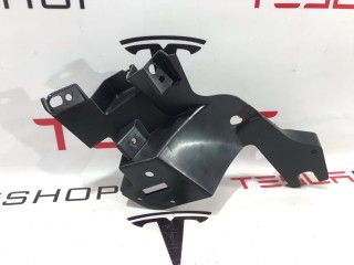Кронштейн внутренний стойки C, ориг. номер 1621722-00-C, 1613457-00-B, Tesla Model S 2-й рест 2021-2026
