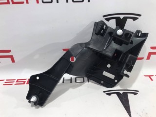 Кронштейн внутренний стойки C, ориг. номер 1621722-00-C, 1613457-00-B, Tesla Model S 2-й рест 2021-2026