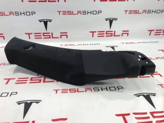 Накладка стойки B, внутренняя, ориг. номер 1000521-91-A, 1565765-01-C, Tesla Model S 2-й рест 2021-2026