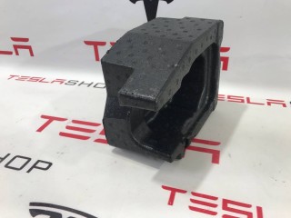 Опора сиденья, ориг. номер 1587590-00-A, Tesla Model S 2-й рест 2021-2026