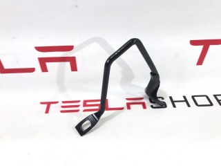 Петля фиксации сидений, ориг. номер 1609969-00-B, Tesla Model S 2-й рест 2021-2026