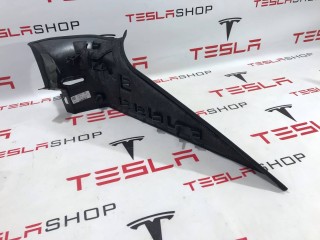 Накладка стойки С, ориг. номер 1565766-00-C, Tesla Model S 2-й рест 2021-2026