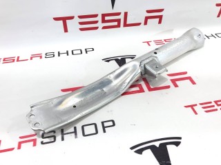 Усилитель распорка стоек амортизатора, ориг. номер 1064610-00-D, Tesla Model S 2016-2021