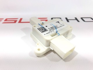 блок датчика присутствия (сиденье), ориг. номер 1599693-00-C, Tesla Model S 2-й рест 2021-2026