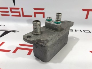 прочая запчасть, ориг. номер 1037357-00-D, 1037764-00-C, Tesla Model S 2012-2016