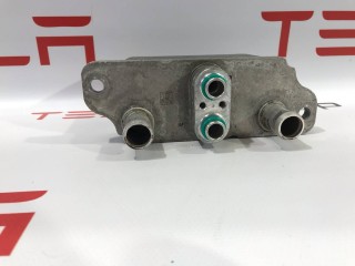 прочая запчасть, ориг. номер 1037357-00-D, 1037764-00-C, Tesla Model S 2012-2016