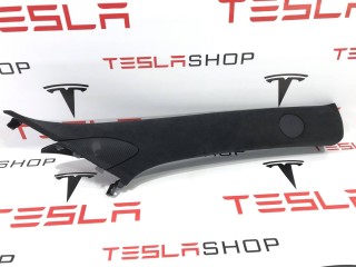 Накладка стойки А, ориг. номер 1565762-00-C, Tesla Model S 2-й рест 2021-2026