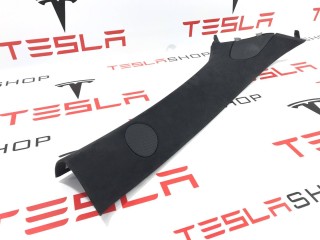 Накладка стойки А, ориг. номер 1565762-00-C, Tesla Model S 2-й рест 2021-2026