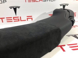 Накладка стойки B, внутренняя, ориг. номер 1000521-90-A, 1565764-01-C, Tesla Model S 2-й рест 2021-2026