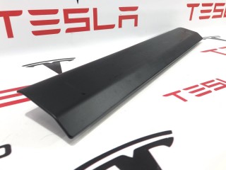Накладка декоративная порога, ориг. номер 1587445-00-A, Tesla Model S 2-й рест 2021-2026