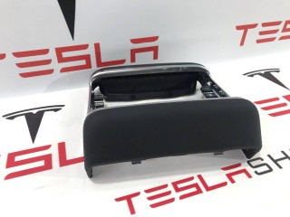 Декоративная рамка монитора, ориг. номер 1564388-00-A, 1622633-01-C, Tesla Model S 2-й рест 2021-2026