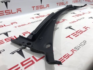 Подкапотная накладка стеклоочистителей, ориг. номер 1564268-00-A, Tesla Model S 2-й рест 2021-2026