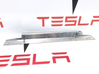 Планка, ориг. номер 1617457-00-B, Tesla Model S 2-й рест 2021-2026