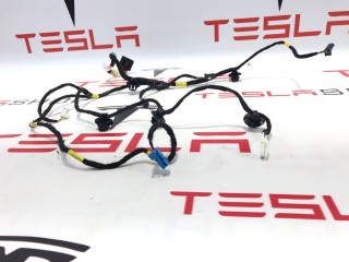 Электропроводка обшивки (карты) двери, ориг. номер 1613837-00-C, Tesla Model S 2-й рест 2021-2026