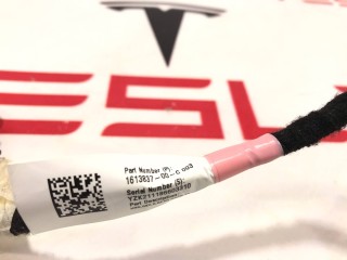 Электропроводка обшивки (карты) двери, ориг. номер 1613837-00-C, Tesla Model S 2-й рест 2021-2026