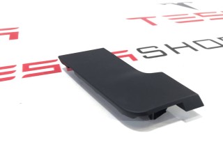 Заглушка обшивки (карты) двери, ориг. номер 1566102-00-A, 1633942-01-G, Tesla Model S 2-й рест 2021-2026