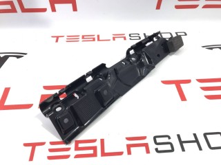 Кронштейн накладки, стойки A, ориг. номер 1585791-00-B, Tesla Model S 2-й рест 2021-2026