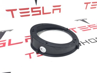 Подиум динамика, ориг. номер 1490040-00-B, 1623388-00-B, Tesla Model S 2-й рест 2021-2026