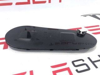 Заглушка замка двери, ориг. номер 1064670-00-A, Tesla Model S 2-й рест 2021-2026