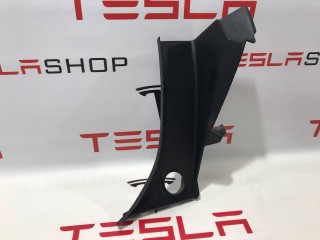 Накладка багажного проема наружная, ориг. номер 1021438-00-D, 1006675-00-D, Tesla Model S 2016-2021