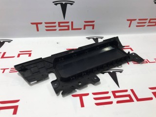 прочая запчасть, ориг. номер 1077826-00-D, 1083350-00-E, Tesla Model 3 2017-2021