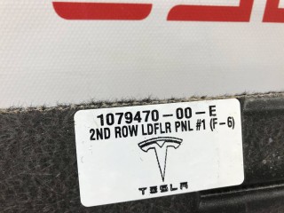 Панель пола (2-ой ряд сидений 6 мест), ориг. номер 1079470-00-E, Tesla Model X 2015-2021