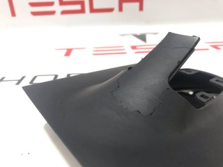 прочая запчасть, ориг. номер 1092615-00-D, Tesla Model S 2012-2016