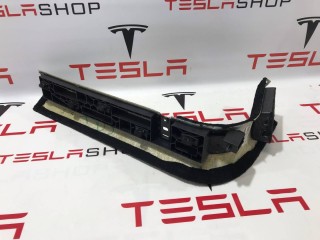 Накладка стойки А, ориг. номер 1566075-97-B, Tesla Model S 2-й рест 2021-2026