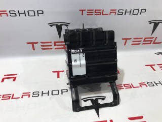 Короб аккумуляторной батареи, ориг. номер 1060776-00-B, 1060244-00-D, Tesla Model X 2015-2021
