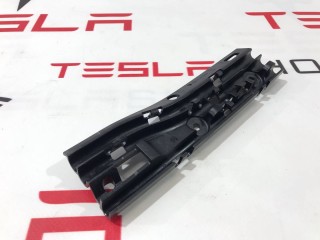 прочая запчасть, ориг. номер 1008372-00-E, Tesla Model S 2012-2016