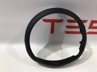 Кольцо верхнее кожуха рулевой колонкой с круизом, ориг. номер 1007009-00-C, Tesla Model S 2012-2016
