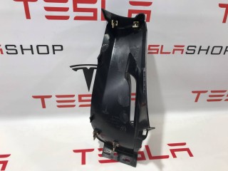 Накладка ремня безопасности стойки С, ориг. номер 1024730-00-C, Tesla Model S 2012-2016