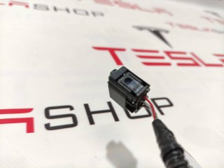 прочая запчасть, ориг. номер 1072447-82-A, 1036885-00-E, 1058358-03-C, Tesla Model X 2015-2021